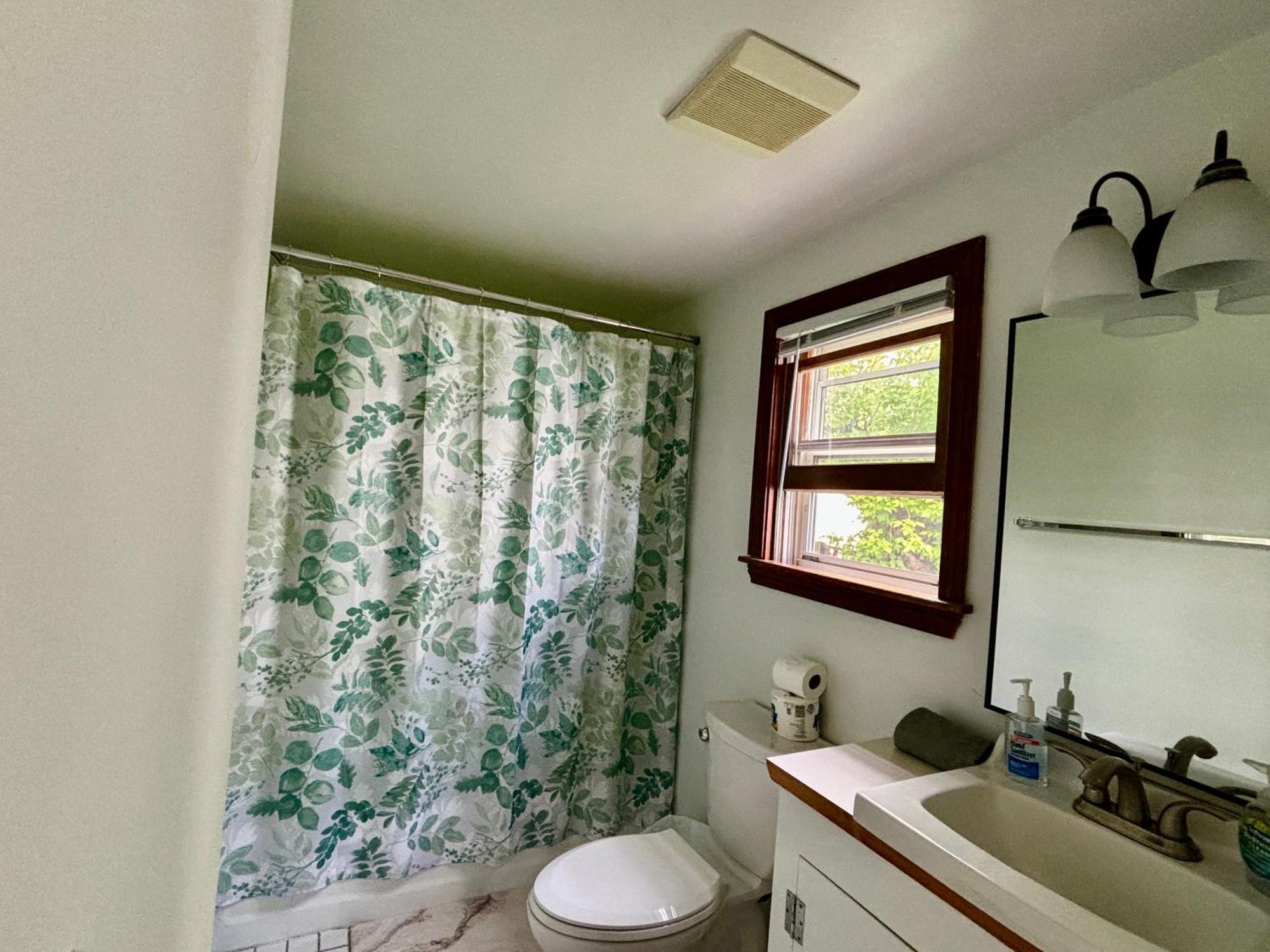 Traveler'S Den In Medford Apartment Bagian luar foto